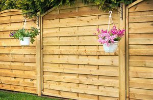 Fencing Contractor Fairford